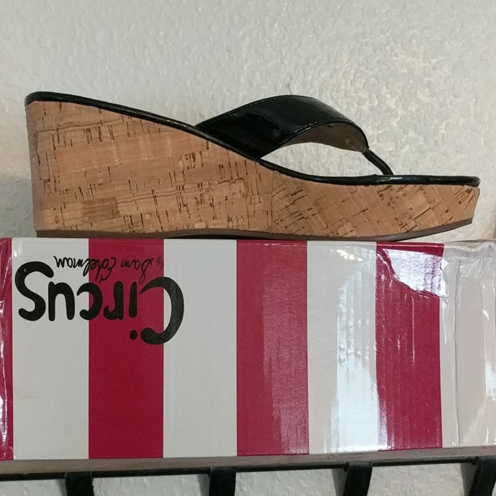 Wedge sandals